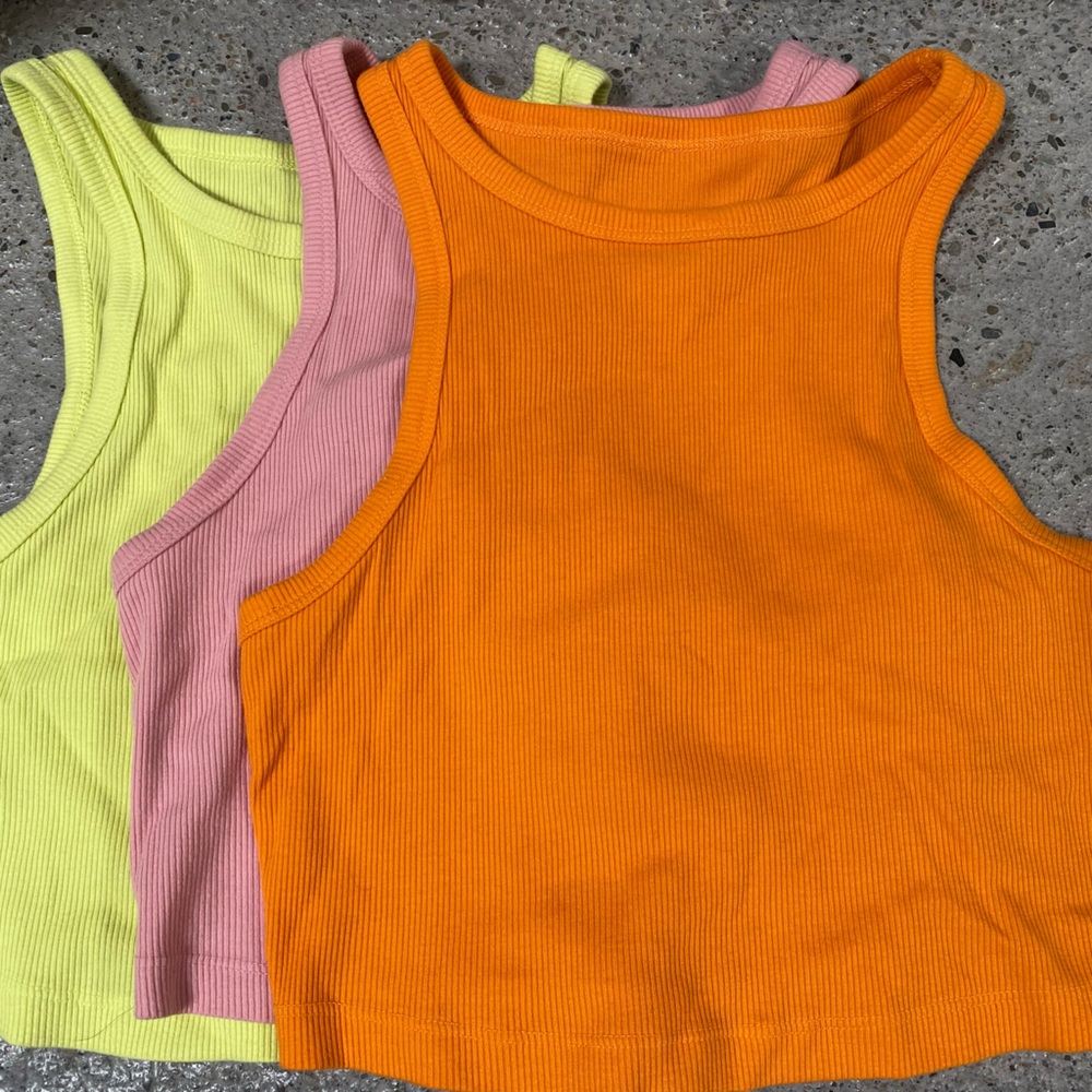 Bundle of 3 Wild fable size small tanks